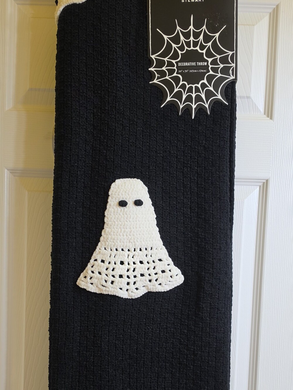 Martha Stewart Black & White Ghost Throw Blanket with Crocheted Ghosts NWT